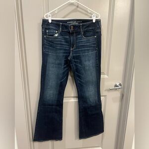 American Eagle Artist Flare Jeans - High Stretch and High Rise!